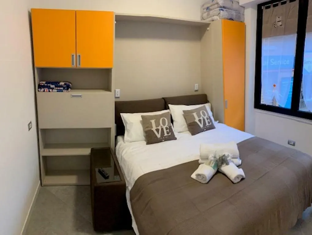 Apartamento Ca' Crescenzagh Milán 0*,